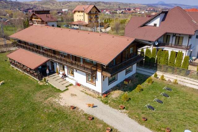 Гостевой дом Pensiunea Casa Tolstoi Бран-10